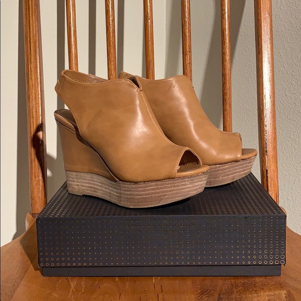 Report - Slingback Platform Wedge - image 1